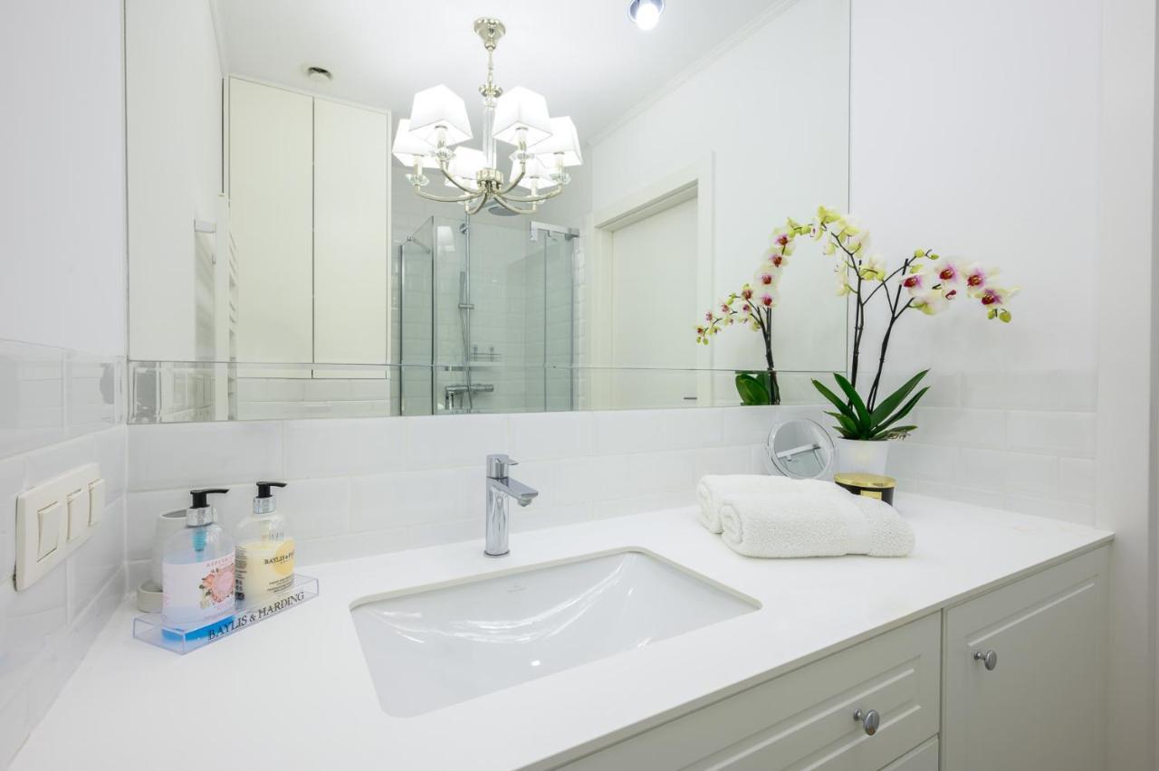Sunset Boulevard 1 Apt 9 Bulwar Zachodzacego Slonca 1 W Marina Royale ดาร์โลฟโก ภายนอก รูปภาพ